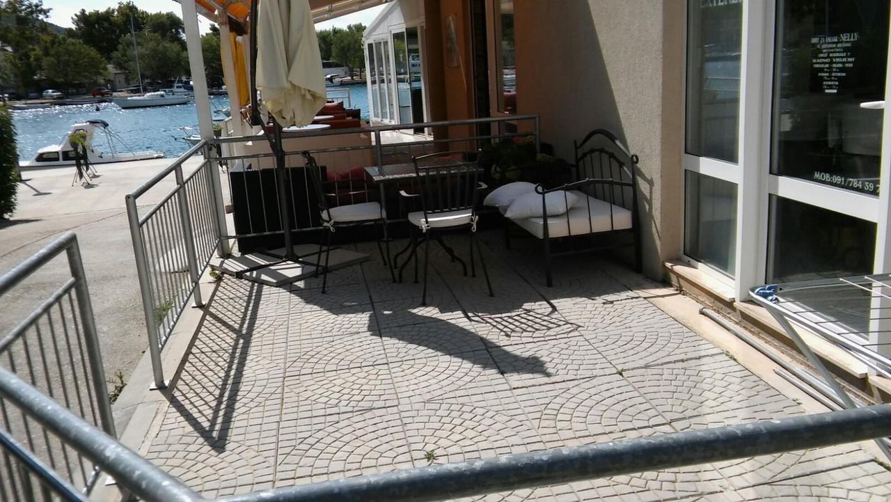 Apartment Antonela โอมิช ภายนอก รูปภาพ